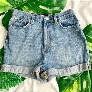 BDG | Mom Jean Shorts